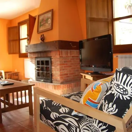 Holiday home Casa De Aldea La Llosa *