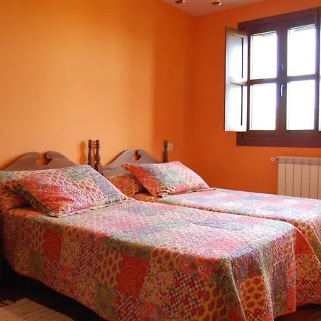 Casa De Aldea La Llosa Holiday home