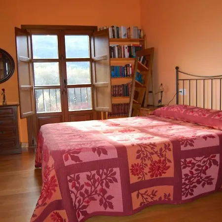 Casa De Aldea La Llosa Holiday home